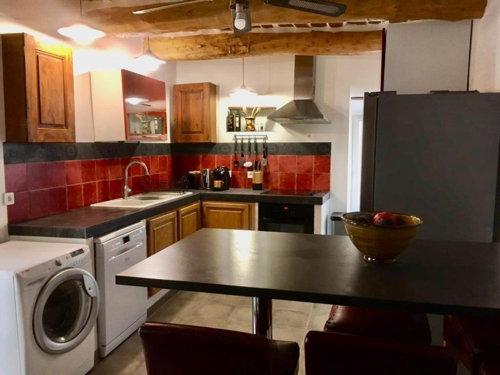 La Maison De Lily, Cosy Dans Le Vieux-Hyeres, Parking Gratuit Zewnętrze zdjęcie